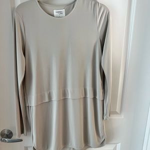 Dress from influencer Sincerely Jules. Size small.